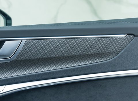 Audi RS6 AVANT PERFORMANCE CARBON VORSPRUNG 30