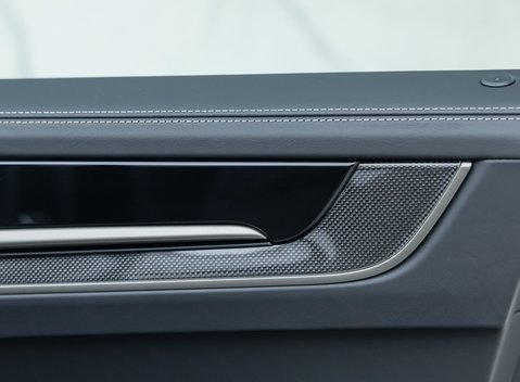 Porsche Cayenne TURBO E-HYBRID 29