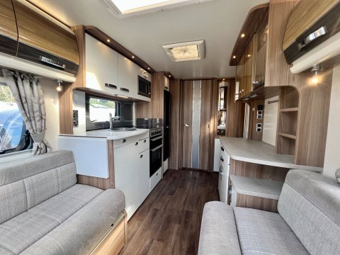 Swift Elegance 480 14
