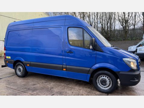Mercedes-Benz Sprinter 2.1 314 CDi Panel Van 5dr Diesel Manual RWD L2 H3 (213 g/km, 140 bhp) 6