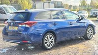 Toyota Auris 1.8 VVT-h Excel Touring Sports 5dr Petrol Hybrid CVT Euro 6 (s/s) (136 ps) 13