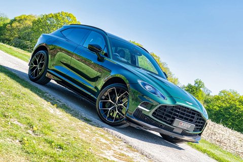Aston Martin DBX 707 19