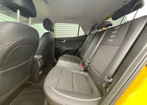 Kia Stonic 1.0 T-GDI GT-LINE ISG MHEV 12