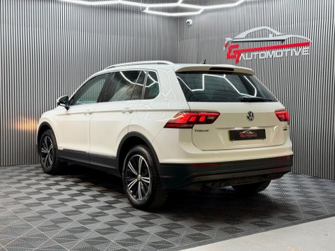 Volkswagen Tiguan 2.0 TDI SE Navigation 4Motion Euro 6 (s/s) 5dr 13