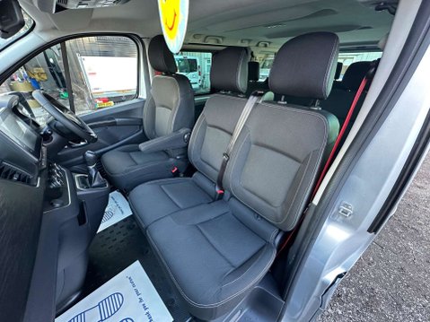 Renault Trafic 2.0 dCi LL30 Advance EDC L2 H1 Euro 6 (s/s) 5dr (9 Seat) 24