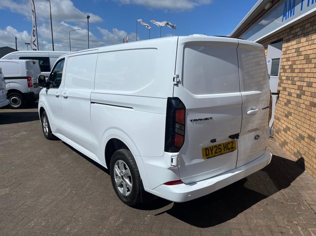 Ford Transit Custom Transit Custom 320 L2 Diesel FWD 2.0 Eco Blue 136ps H1 Van Limited 2