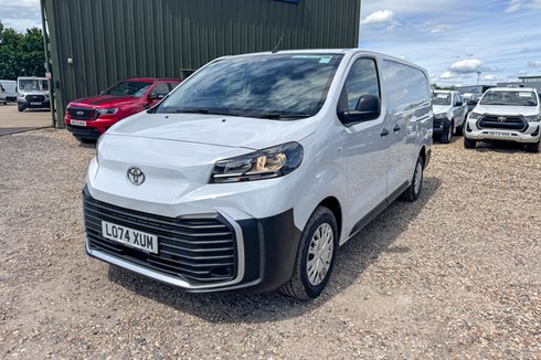 Toyota Proace LWB L2H1 Low Roof (Category N) Icon 310 Air Con Nav Sensors EURO 6