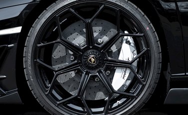 Lamborghini Aventador SVJ LP 770-4 12