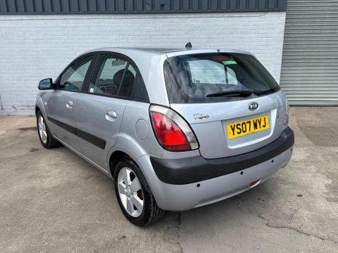 Kia Rio 1.4 LS 5dr 4