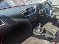 Kia Ceed CRDI 2 ISG 19