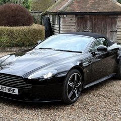 Aston Martin Vantage S V8 ROADSTER 4