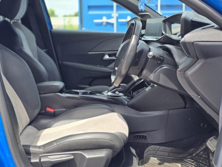 Peugeot e-208 50kWh GT Hatchback 5dr Electric Auto (136 ps) 52