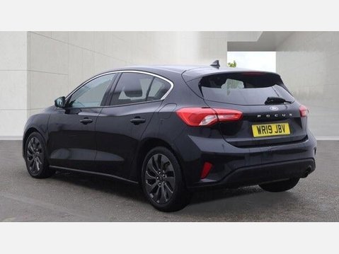 Ford Focus 1.0T EcoBoost Zetec Euro 6 (s/s) 5dr 5