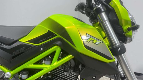 Benelli Tornado TNT 2022 ONLY 1K MINI MONKEY 125CC BIKE NEW MOT SERVICED LEARNER 28