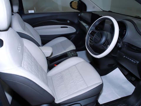 Fiat 500 87kW La Prima 42kWh 2dr Auto 20