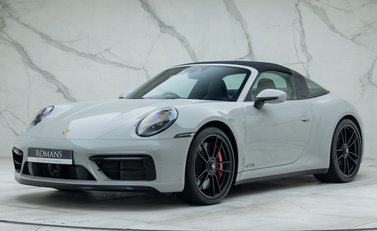 Porsche 911 Targa 4 GTS (992) 2