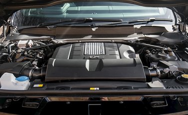 Land Rover Range Rover Sport 5.0 SVR 34
