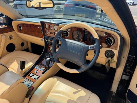 Bentley Azure 6.8 Convertible 2dr Petrol Automatic (422 g/km, 385 bhp) 27