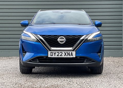 Nissan Qashqai DIG-T TEKNA MHEV 6