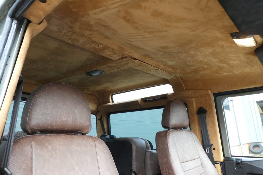 Land Rover Defender 90 HARDTOP HUGE SPEND 4 SEATER WITH SEEKER STYLING BESPOKE BUILD  18