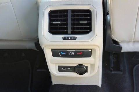 Volkswagen Tiguan Allspace ELEGANCE TDI 4MOTION DSG 26