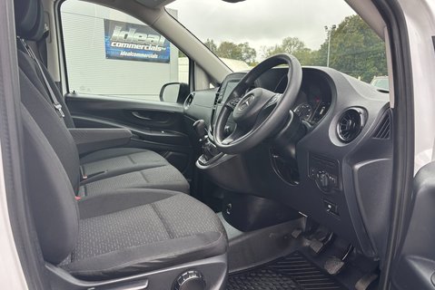 Mercedes-Benz Vito 114 Progressive L2 Panel Van - Air Con / Rear Camera 18