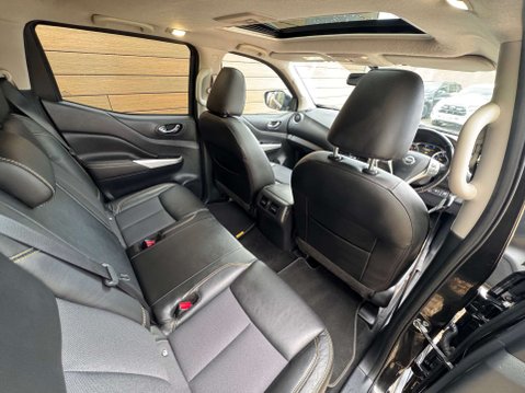 Nissan Navara 2.3 Navara N-Guard dCi 4WD 5dr 24