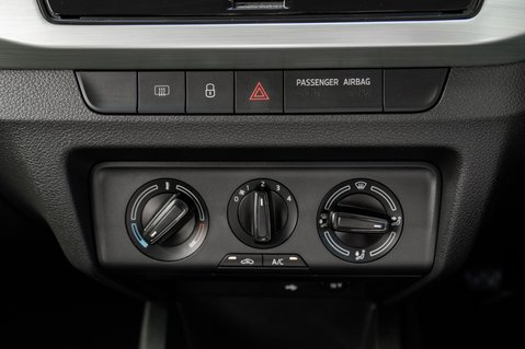 Skoda Fabia COLOUR EDITION MPI 32