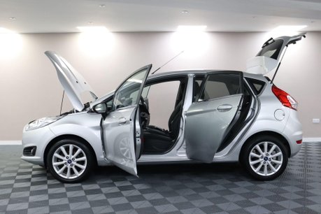 Ford Fiesta TITANIUM 6