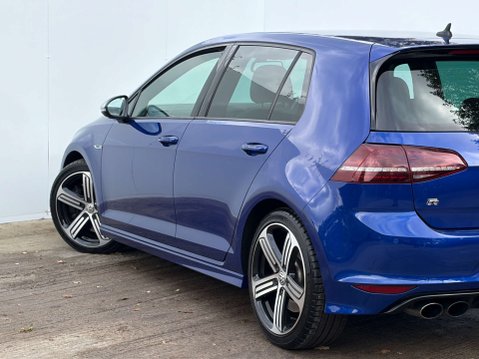 Volkswagen Golf 2.0 Golf R DSG 4WD 5dr 57