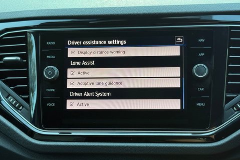 Volkswagen T-Roc R TSI 4MOTION DSG - LAPOIZ BLUE -FULL VOLKSWAGEN SERVICE HISTORY -CARPLAY 46