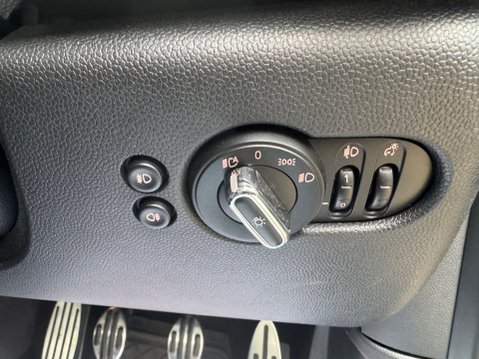 Mini Hatch COOPER SPORT 37