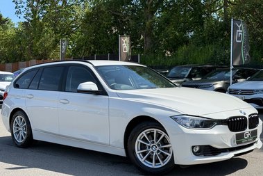 BMW 3 Series 320I SE TOURING AUTOMATIC -APPLE CAR PLAY -CAMERAS -XENONS -LOW MILEAGE