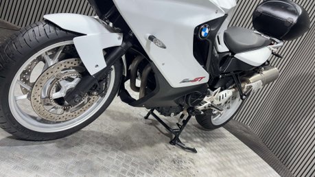 BMW F800 2013 ONLY 25K NEW MOT VERY CLEAN SPORTS TOURER 800CC 41