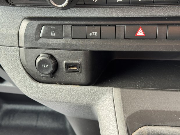 Vauxhall Vivaro LWB L2H1 Low Roof Sportive 3100 Air Con Sensors EURO 6 31