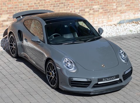 Porsche 911 (991.2) Turbo S 8