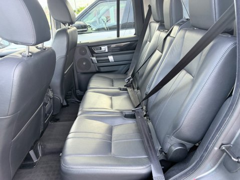 Land Rover Discovery 3.0 SDV6 XS 12