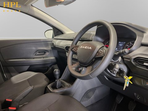 Dacia Jogger 1.0 TCe Essential MPV 5dr Petrol Manual Euro 6 (s/s) (110 ps) 12