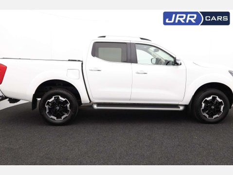 Nissan Navara 2.3 Navara Tekna dCi Auto 4WD 5dr 6
