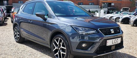 SEAT Arona TSI FR SPORT DSG AUTOMATIC! SMARTPHONE LINK! HEATED SEATS! SERVICE HISTORY! 1