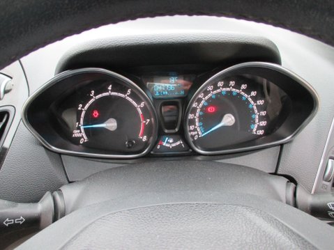 Ford B-Max 1.0T EcoBoost Titanium Navigator Euro 6 5dr 15