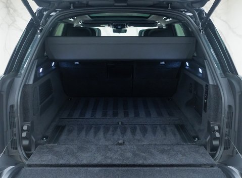 Land Rover Range Rover P530 SV 41