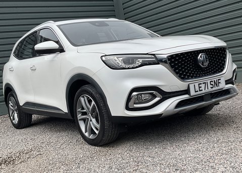 MG HS 1.5 T-GDI EXCLUSIVE 7