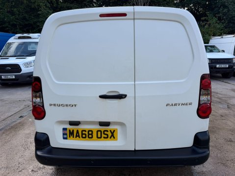 Peugeot Partner 1.6 BlueHDi 854 Professional Panel Van 5dr Diesel Manual L1 (112 g/km, 97.6 12
