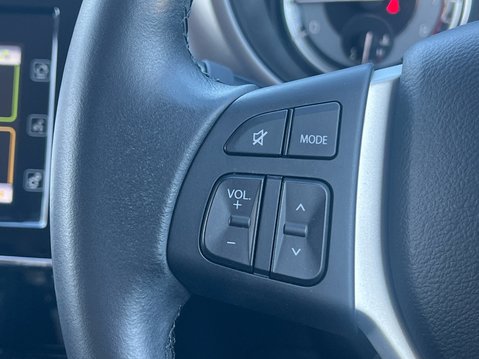 Suzuki Vitara SZ-T BOOSTERJET MHEV 28