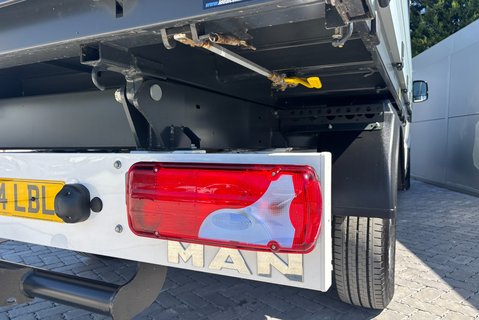 MAN TGE 3.180 DSG 4Motion Crew Cab Tipper - Air Con / LED Headlights 24
