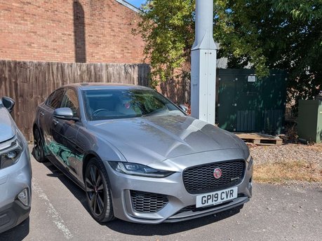 Jaguar XE 2.0 XE R-Dynamic S Auto 4dr