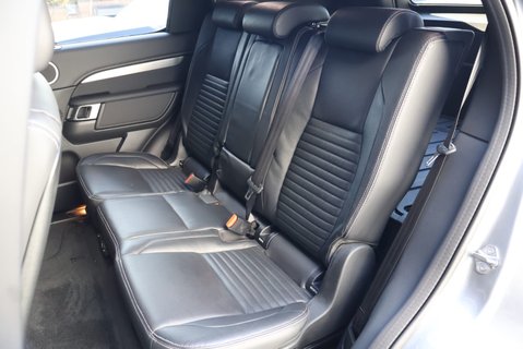 Land Rover Discovery BRAND NEW COMMERCIAL DYNAMIC HSE WITH A GENUINE REAR SEAT CONVERSION 16