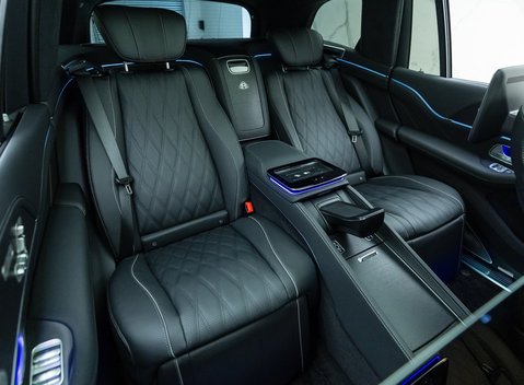 Mercedes-Benz GLS 600 Maybach 16