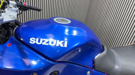 Suzuki GSX GSXF 600 1994 ONLY 26K RUNNING PROJECT CLASSIC BIKE 600CC 9